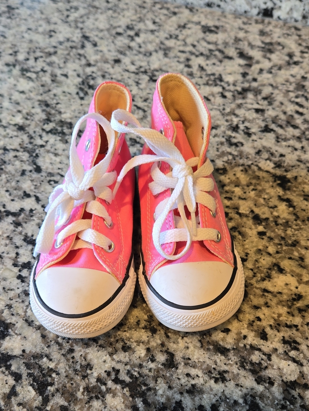 Converse Kids Pink Canvas High-Top Sneakers Size 7 EUC